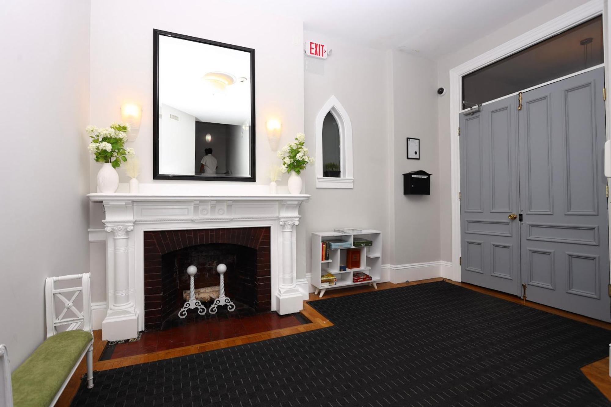 Cozy & Stylish Newbury Street Studio, #9 Boston Exterior photo